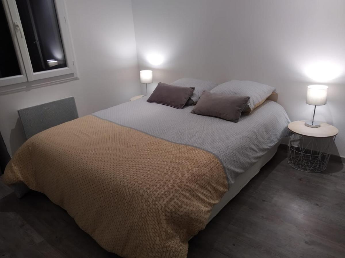 Jolie Maison Tuffeau Centre De Saumur Avec Local Velos Сомюр Екстериор снимка